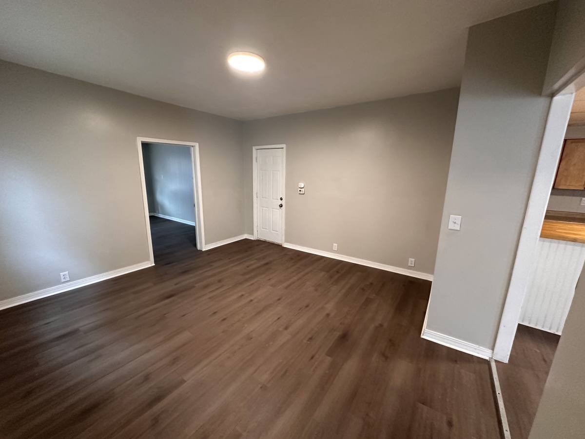 Townhouse for rent at 2164 Jackson St, Dubuque, IA 52001