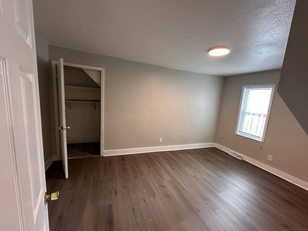 Townhouse for rent at 2164 Jackson St, Dubuque, IA 52001