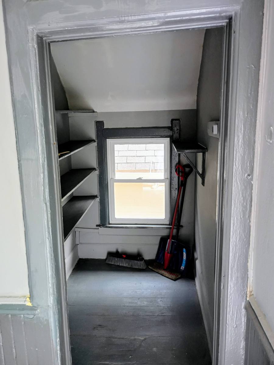 Townhouse for rent at 2431 N 20th St, Milwaukee, WI 53206