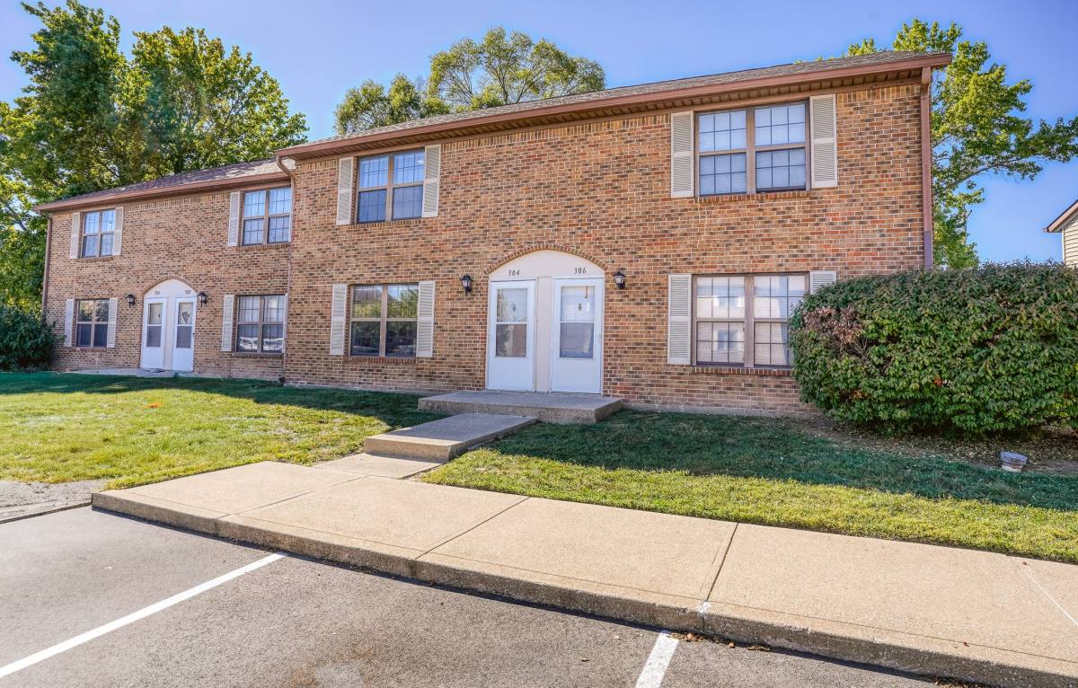 Apartment for rent at Village at Summitville, 1100 W Mill St #23, Summitville, IN 46070
