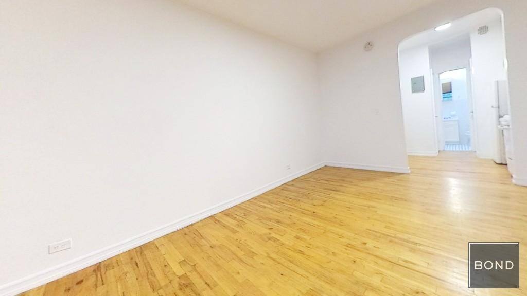 Apartment for rent at 340 E 53 St #4C, New York, NY 10022