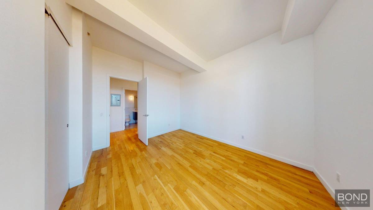 Apartment for rent at 122 W St #3E, Brooklyn, NY 11222