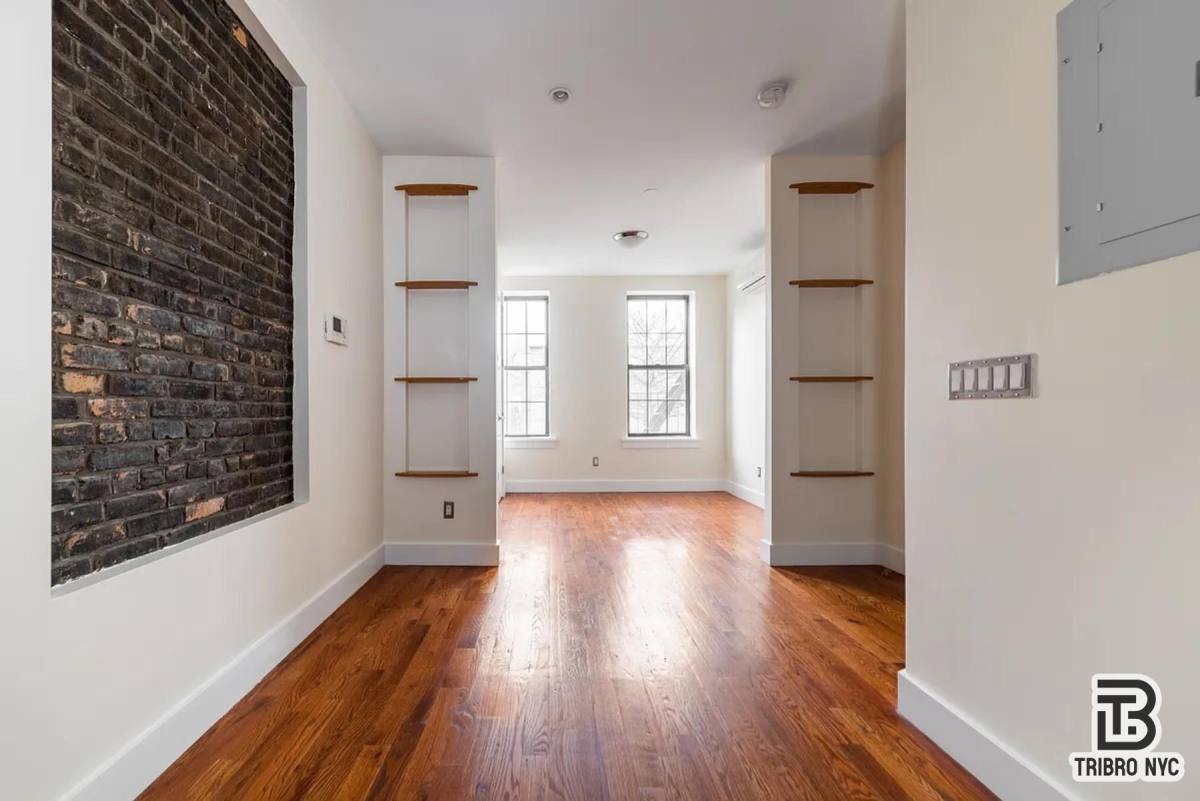 Apartment for rent at 215 Marion St #2A, Brooklyn, NY 11233