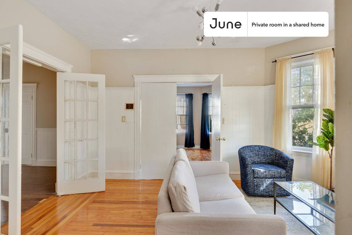 Apartment for rent at 61 Lithgow St, Dorchester Center, MA 02124