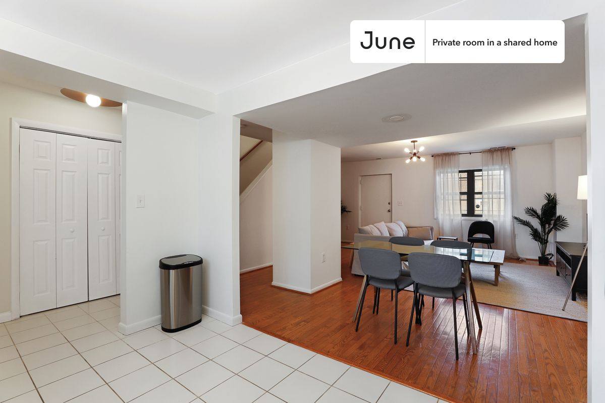 Apartment for rent at 1242 11th St NW, Washington, DC 20001