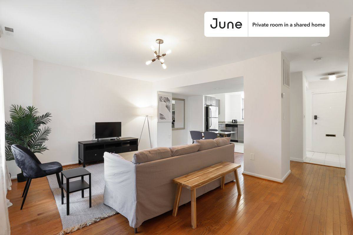 Apartment for rent at 1242 11th St NW, Washington, DC 20001