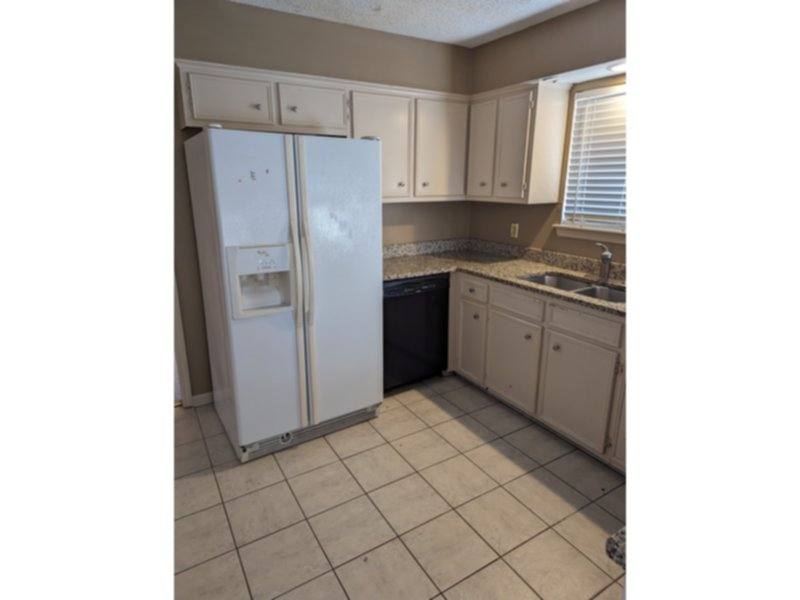 House for rent at 8 Lisa Court, Little Rock, AR 72212