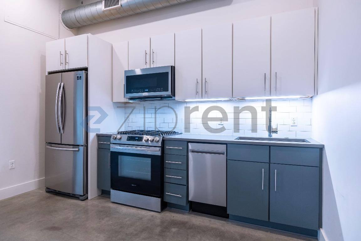 Apartment for rent at 1801 2nd Ave N #208, Birmingham, AL 35203
