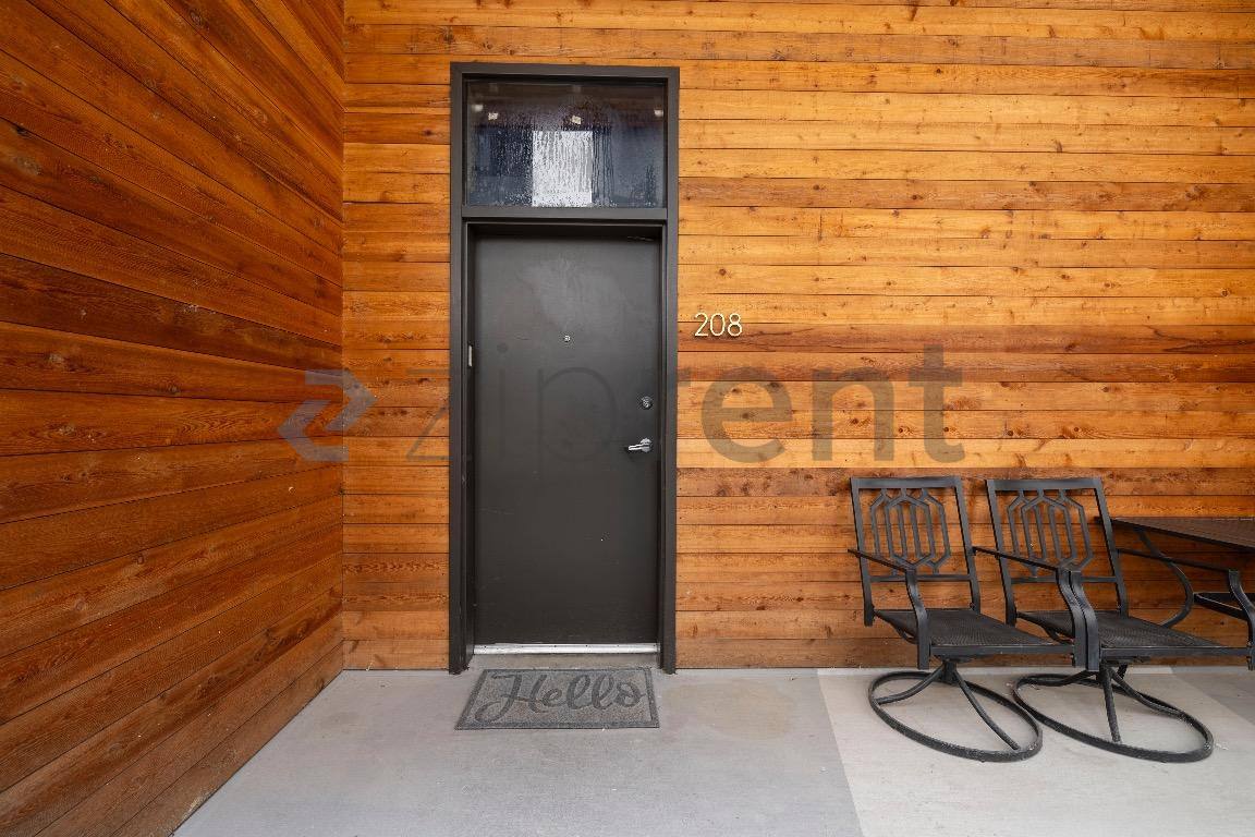 Apartment for rent at 1801 2nd Ave N #208, Birmingham, AL 35203