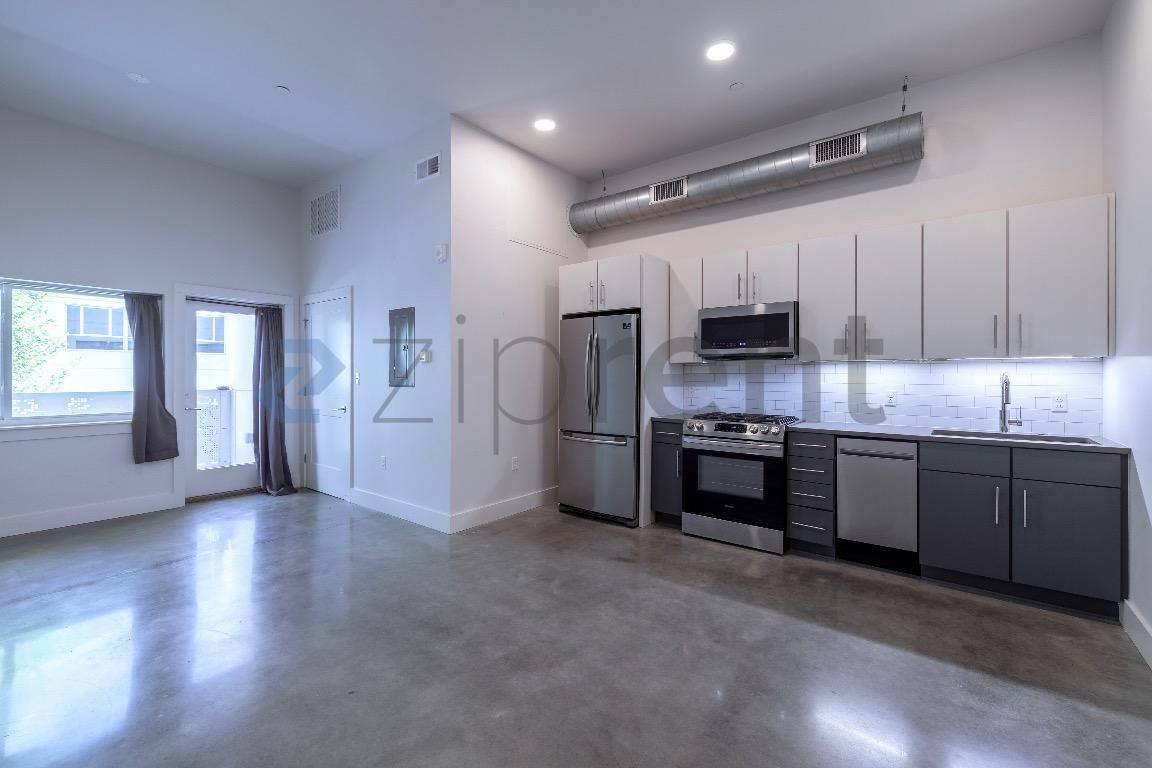 Apartment for rent at 1801 2nd Ave N #208, Birmingham, AL 35203