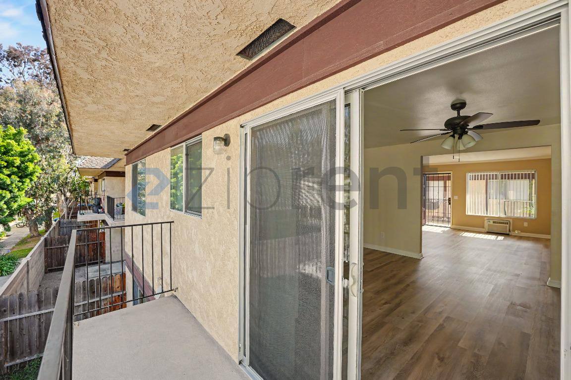 Apartment for rent at 3523 W Savanna St #9, Anaheim, CA 92804