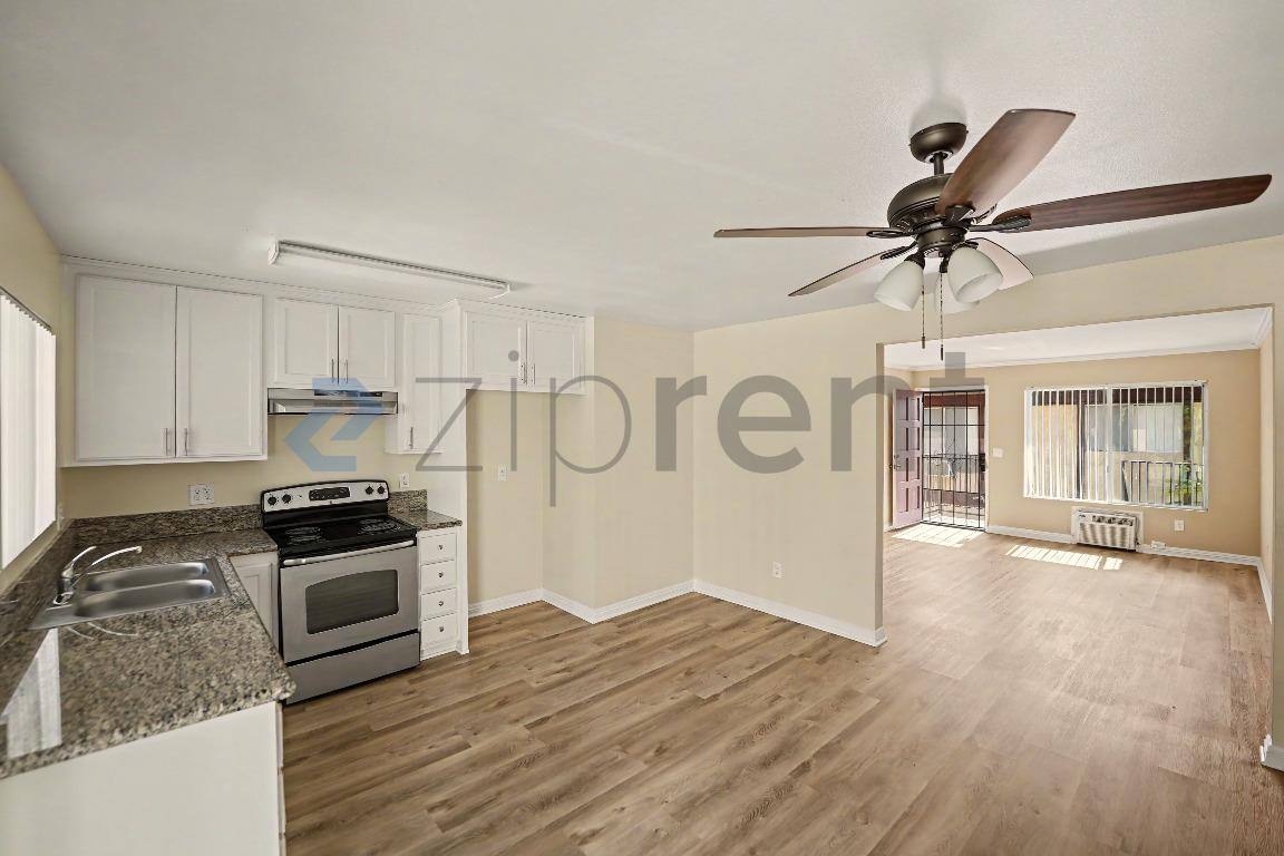 Apartment for rent at 3523 W Savanna St #9, Anaheim, CA 92804
