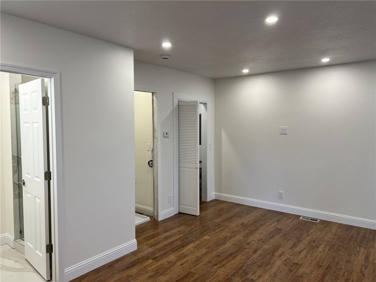Apartment for rent at 1405 E Parkway Ave, Salt Lake City, UT 84106