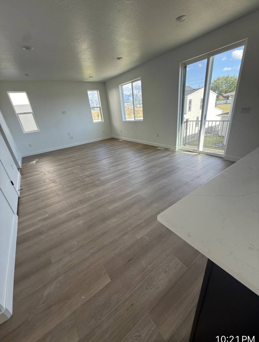 House for rent at 909 W Bullion St, Salt Lake City, UT 84123