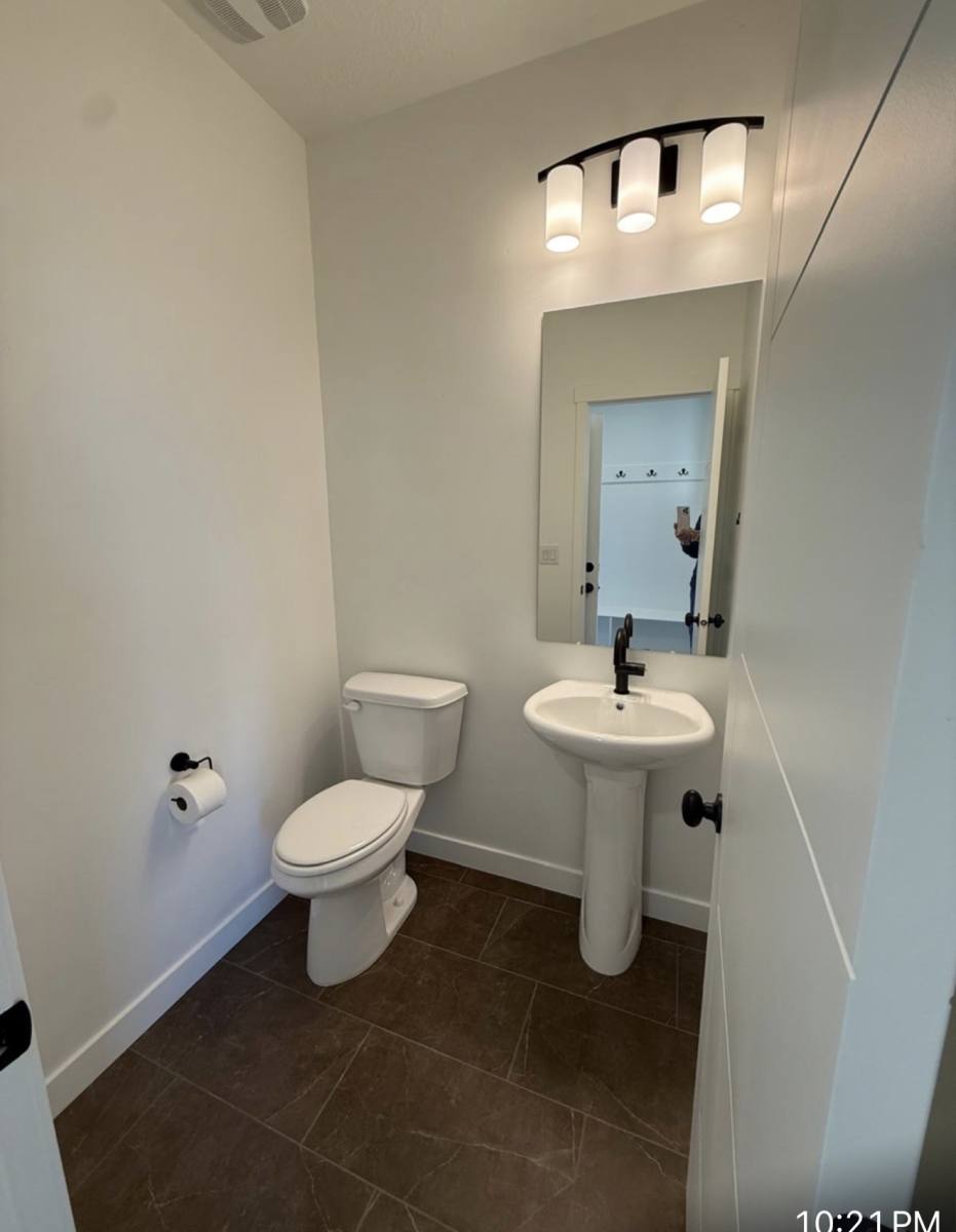 House for rent at 909 W Bullion St, Salt Lake City, UT 84123