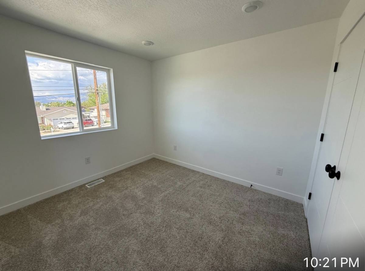 House for rent at 909 W Bullion St, Salt Lake City, UT 84123