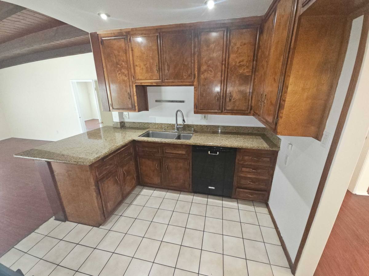 Apartment for rent at 17511 Bullock St, Encino, CA 91316