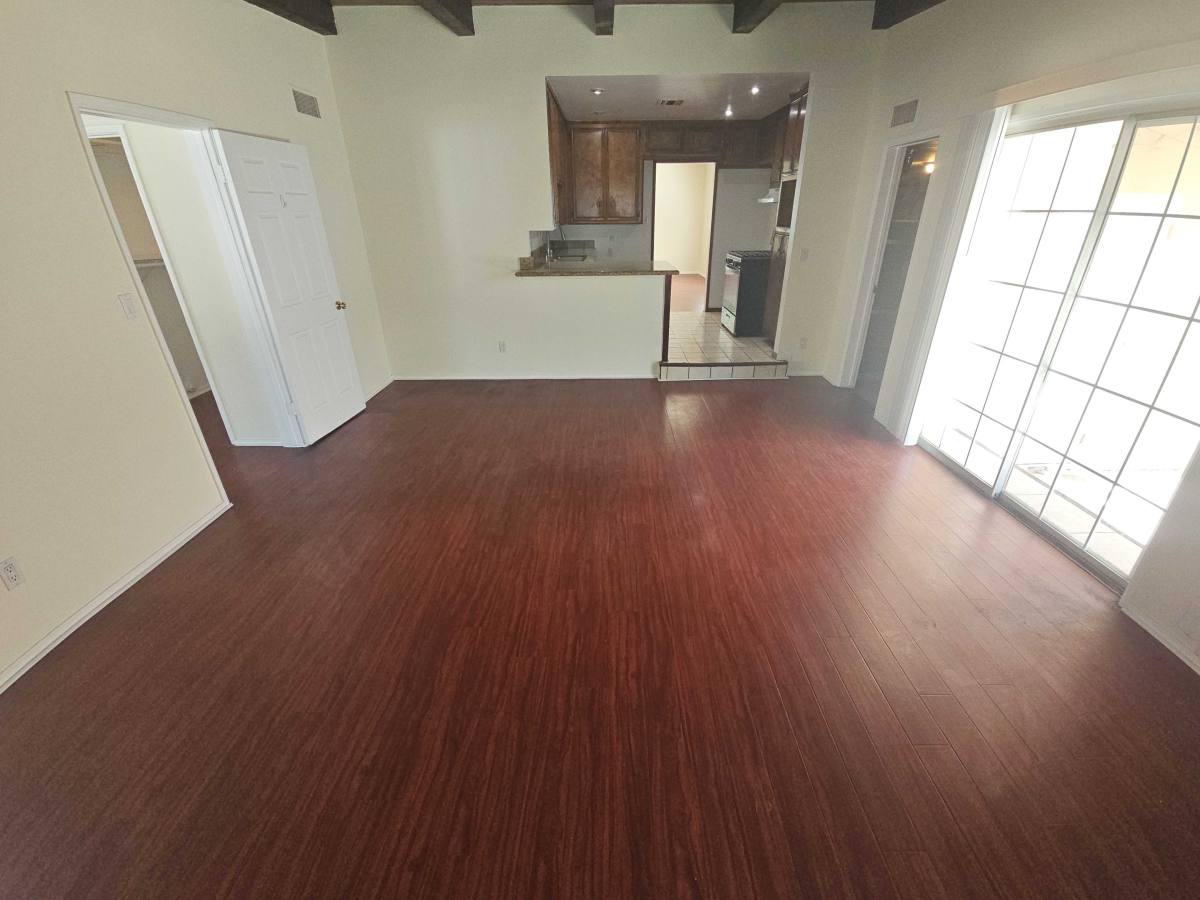 Apartment for rent at 17511 Bullock St, Encino, CA 91316