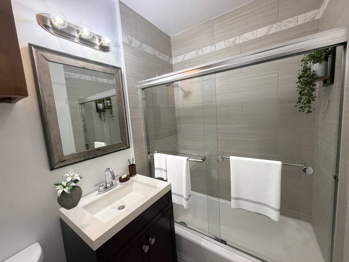 Apartment for rent at 3520 Clarington Ave, Los Angeles, CA 90034