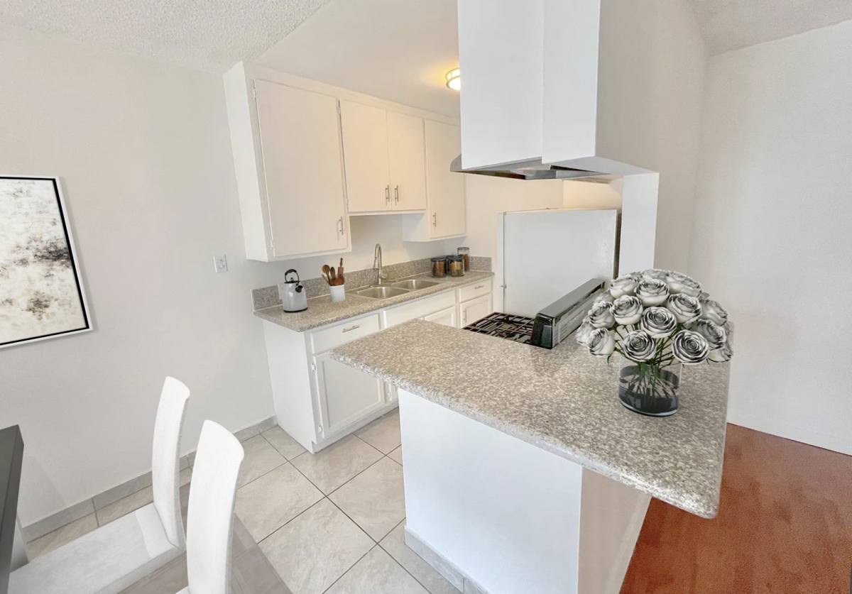 Apartment for rent at 12730 Pacific Ave, Los Angeles, CA 90066