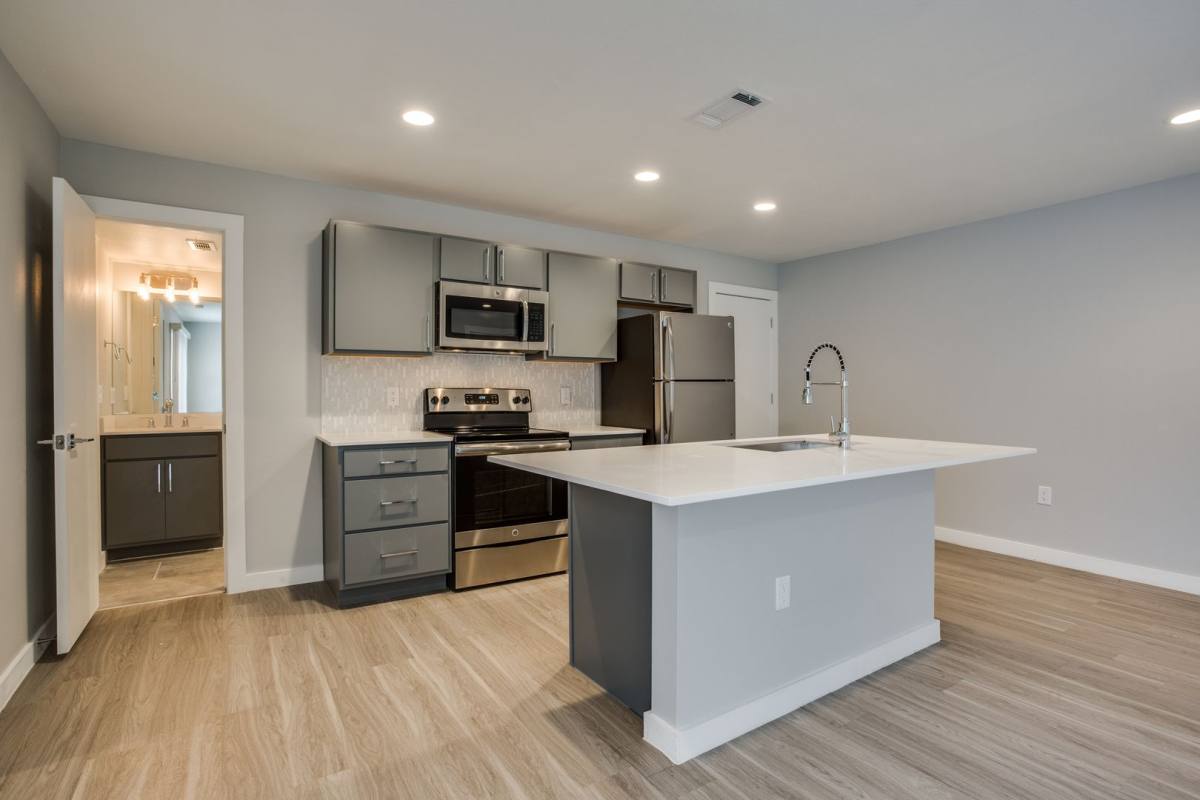 Apartment for rent at 3328 Cedarplaza, Dallas, TX 75219