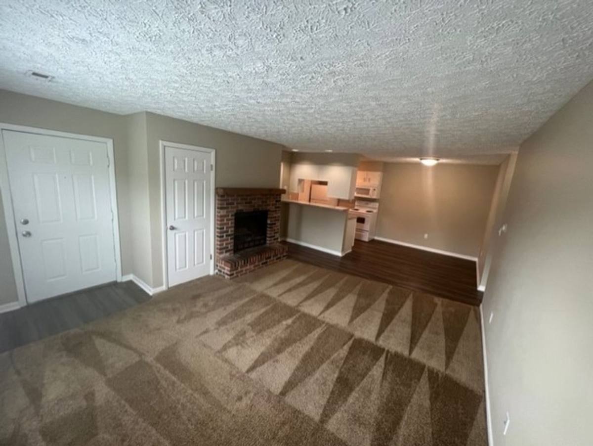 Apartment for rent at 1705 Lakeshore Dr #G, Anderson, IN 46012