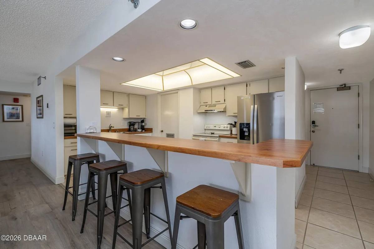 Condo for rent at 1513 Ocean Shore Blvd, Ormond Beach, FL 32176