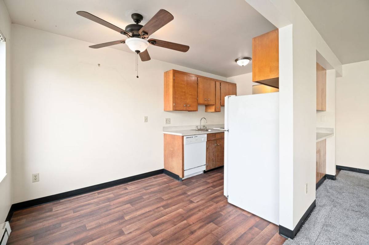 Apartment for rent at 6113 Roosevelt Way NE, Seattle, WA 98115