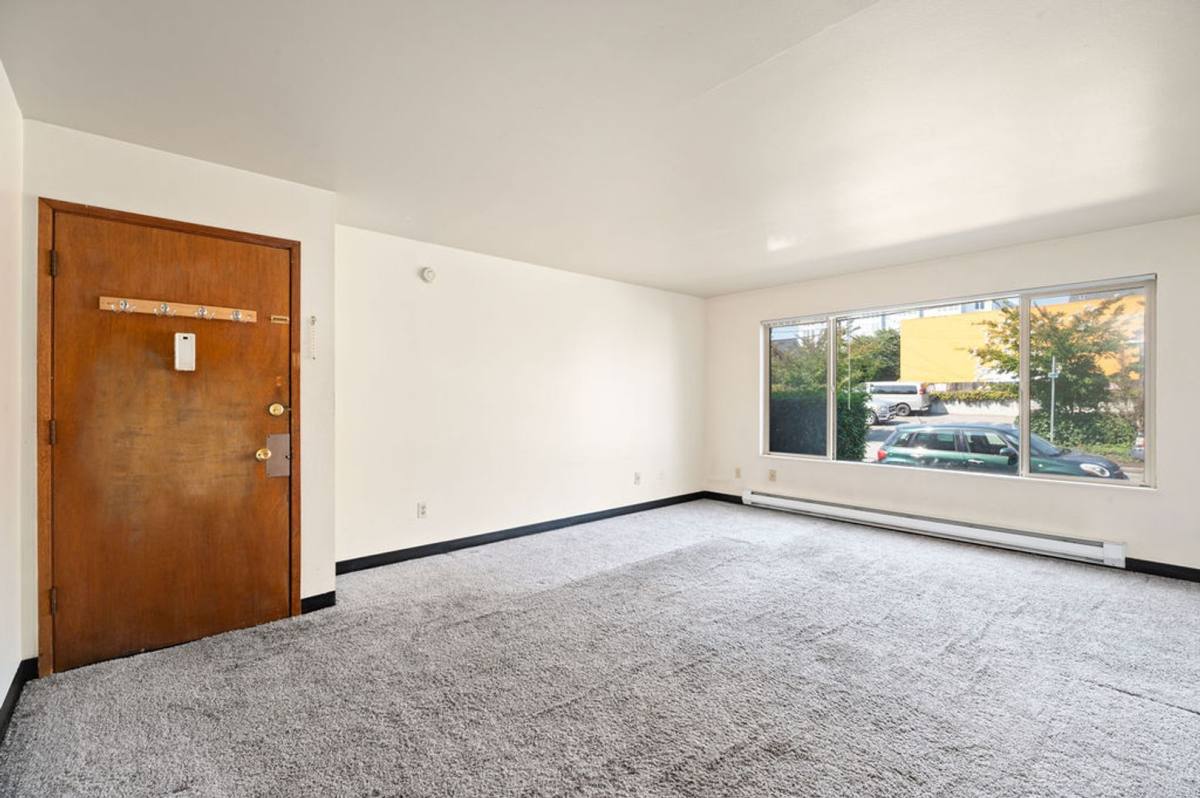Apartment for rent at 6113 Roosevelt Way NE, Seattle, WA 98115