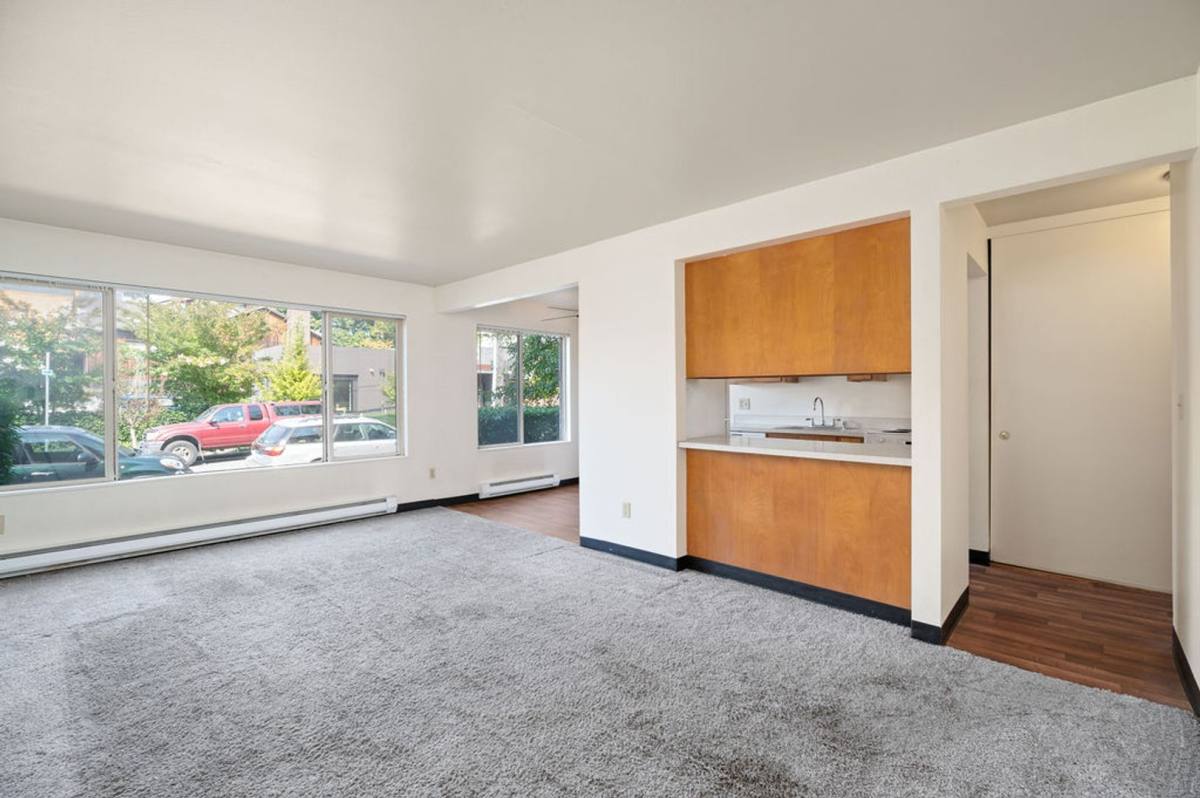 Apartment for rent at 6113 Roosevelt Way NE, Seattle, WA 98115