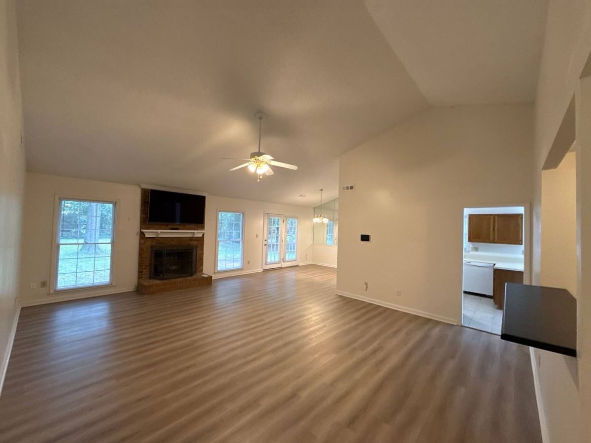 House for rent at 13500 Stephendale Dr, Charlotte, NC 28273