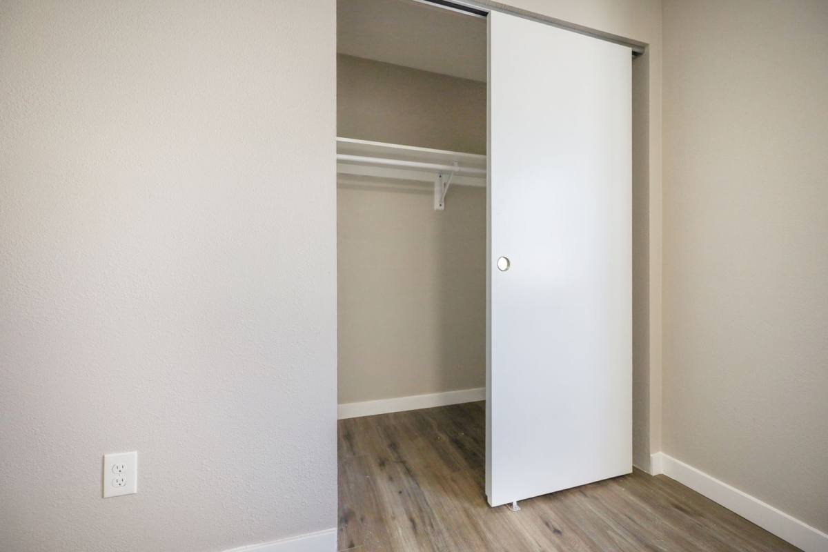 Townhouse for rent at 2827 SE 90th Place, Portland, OR 97266