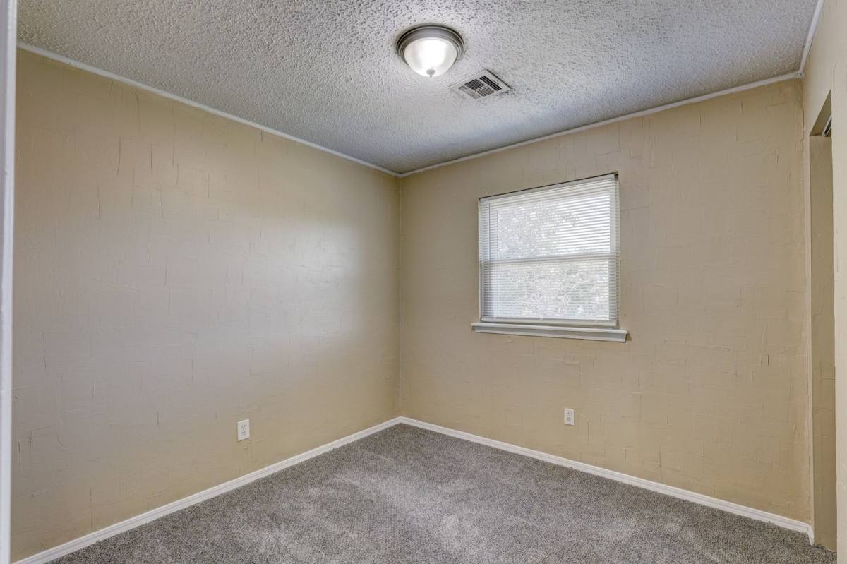 House for rent at 316 S Morgan Dr, Oklahoma City, OK 73160