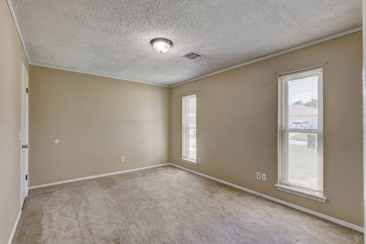 House for rent at 316 S Morgan Dr, Oklahoma City, OK 73160