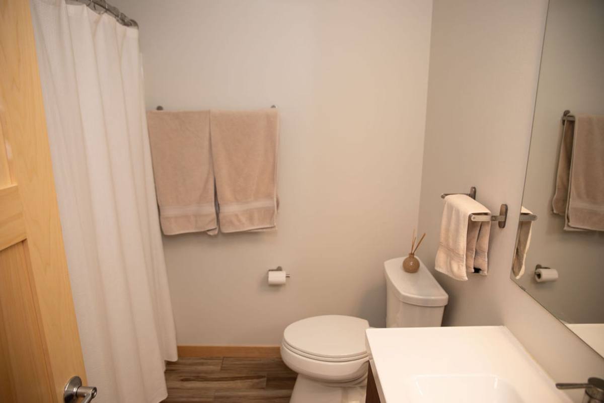 Apartment for rent at 3850 Sunnyside Dr, La Crosse, WI 54601