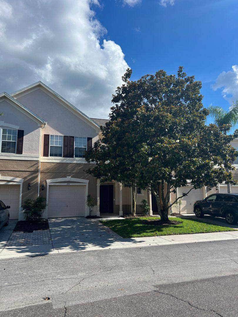 Townhouse for rent at 654 Pinebranch Circle, Winter Springs, FL 32708
