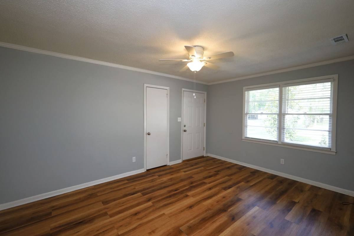 House for rent at 1709 Azalea Dr, Valdosta, GA 31602