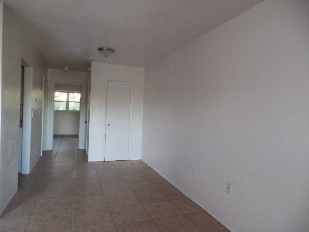 Apartment for rent at 1240 70th St N, Saint Petersburg, FL 33710