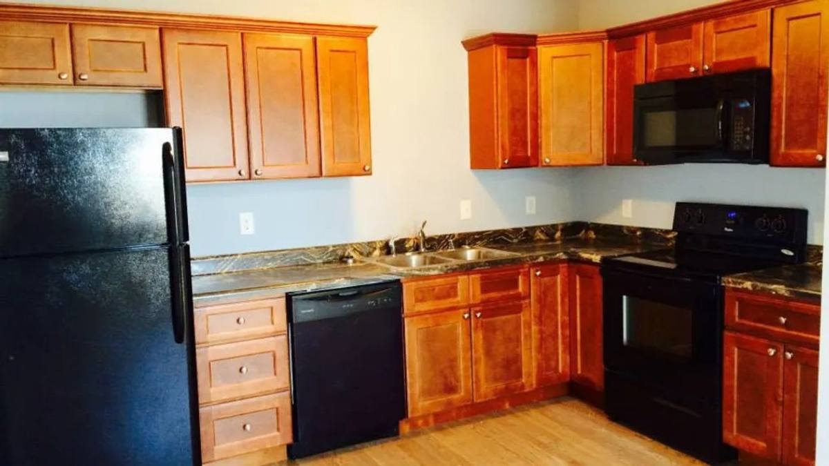 Apartment for rent at 1640 Jefferson, Paducah, KY 42001