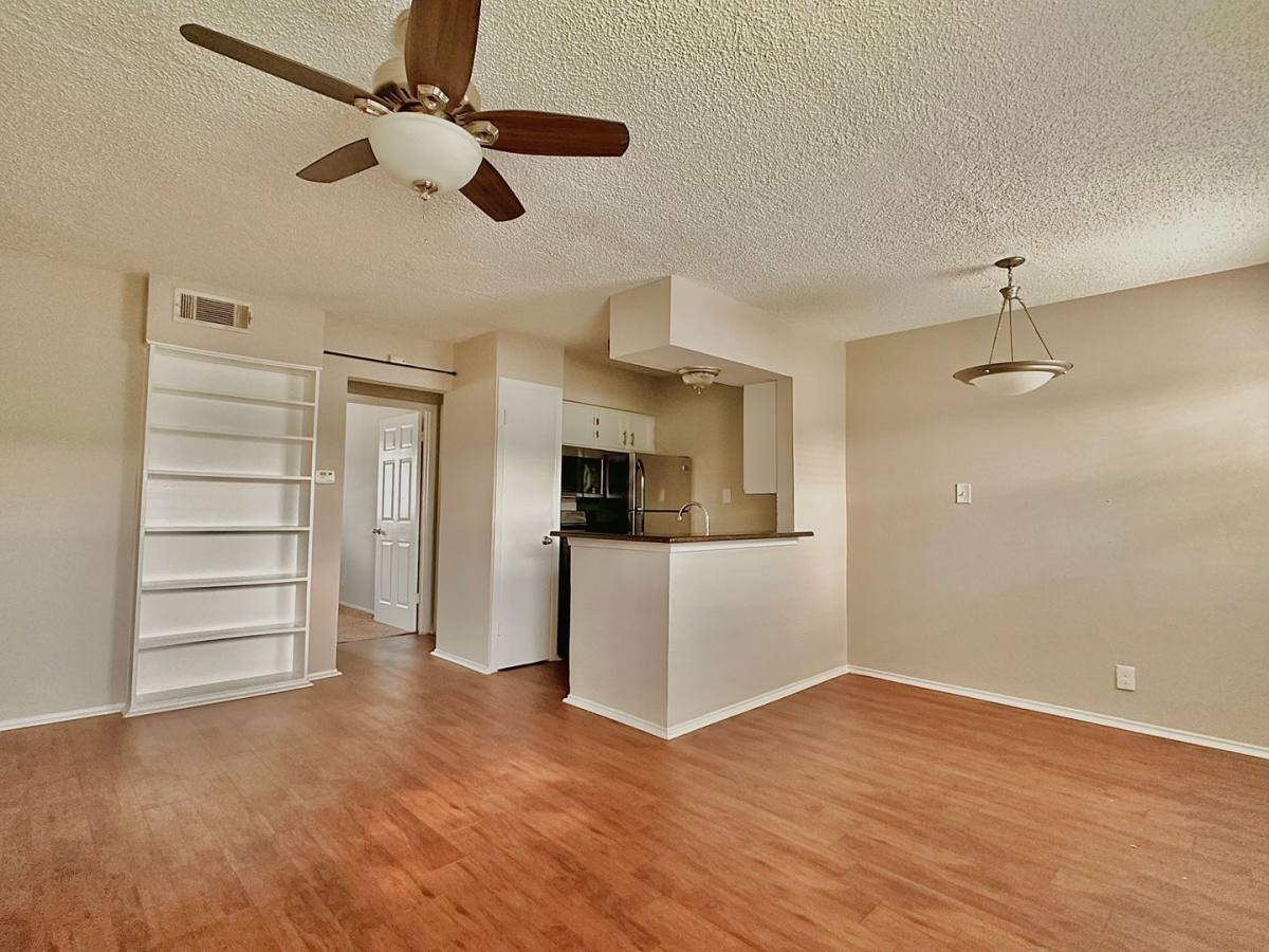 Apartment for rent at 2401 Manor Rd, Austin, TX 78722