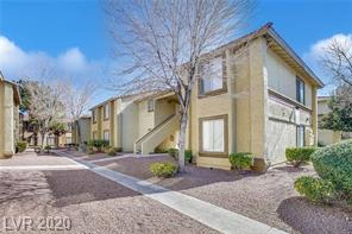Apartment for rent at 7300 Pirates Cove Rd, Las Vegas, NV 89145