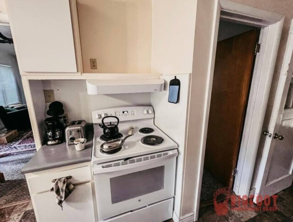 Apartment for rent at 829 N Park Ave, Helena, MT 59601