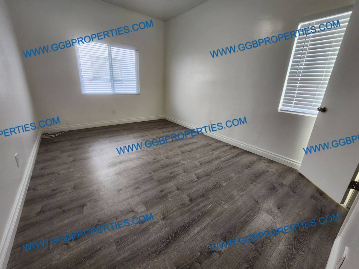 Apartment for rent at 310 W 8th St, Long Beach, CA 90813