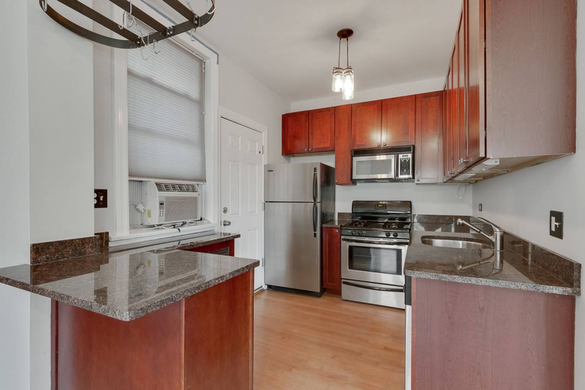 Condo for rent at 4700 N Winchester Ave, Chicago, IL 60640