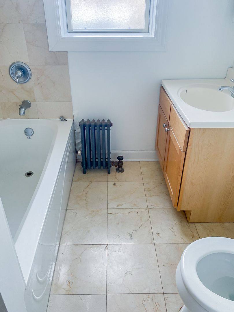 Condo for rent at 4700 N Winchester Ave, Chicago, IL 60640