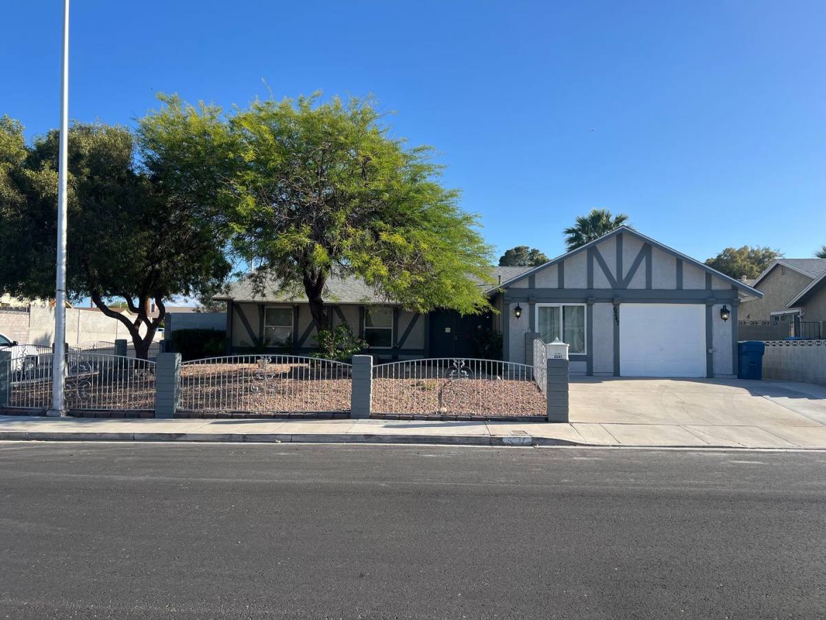 House for rent at 6247 Katella Ave, Las Vegas, NV 89118