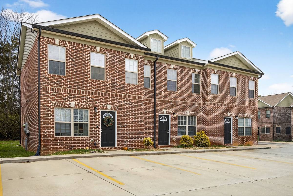 Apartment for rent at 4651 Fairfield Farm Rd, Cleveland, TN 37312
