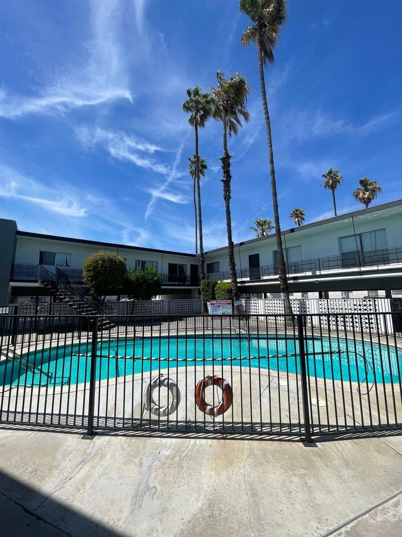 Apartment for rent at 8831 Rosecrans Ave, Downey, CA 90242