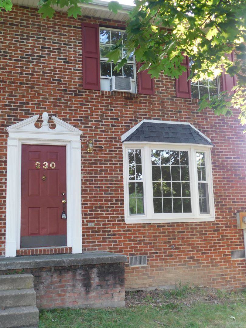Townhouse for rent at 230 Waterford Lane, Winchester, VA 22602