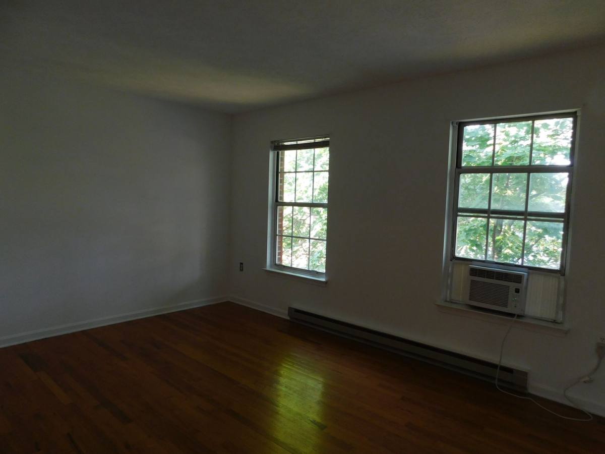 Townhouse for rent at 230 Waterford Lane, Winchester, VA 22602